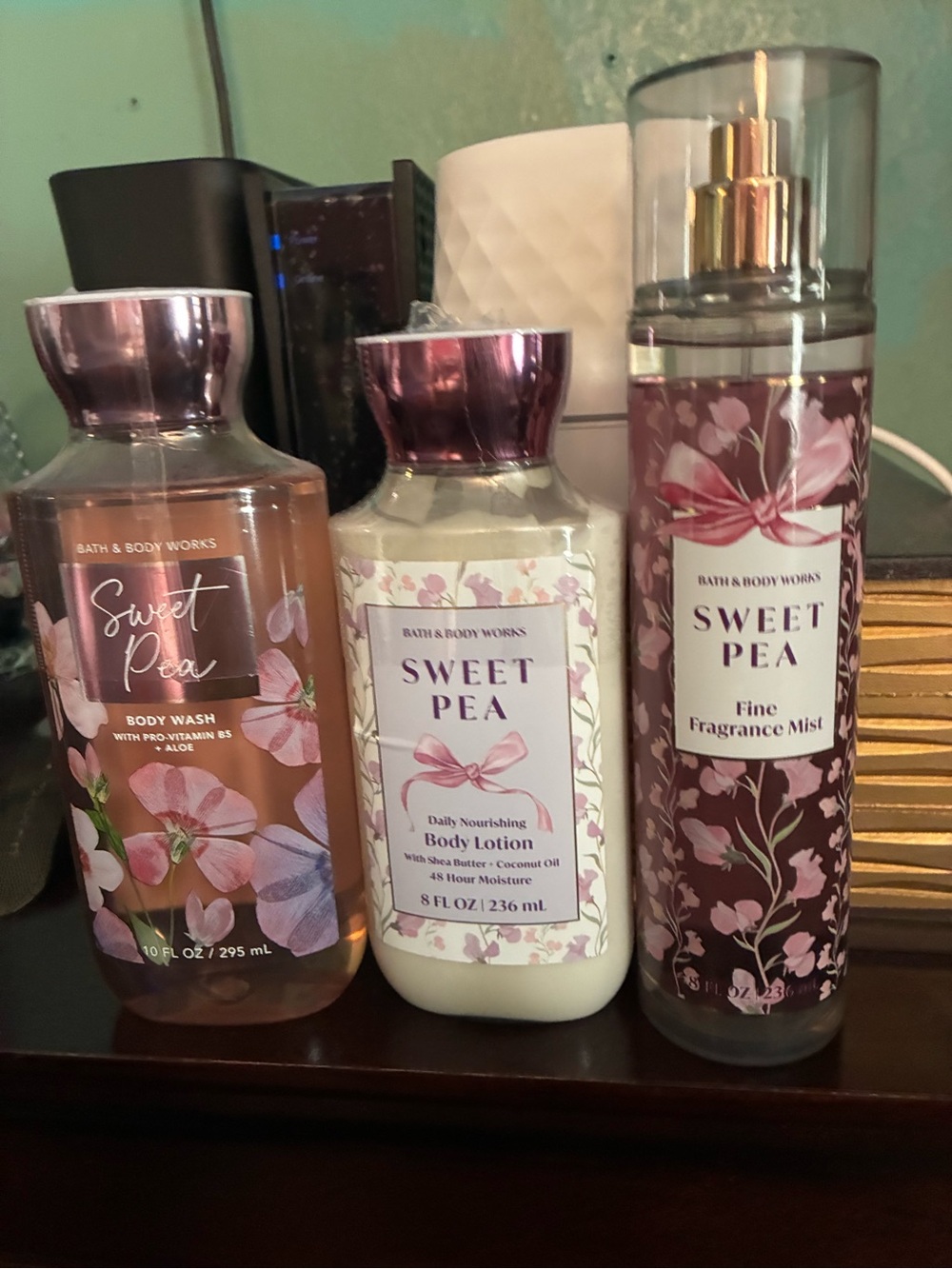 Bath & Body Works Sweet Pea 3-Piece Bath & Body Set - Pink